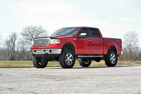 ford-lift-kit_576n2-install-red.jpg