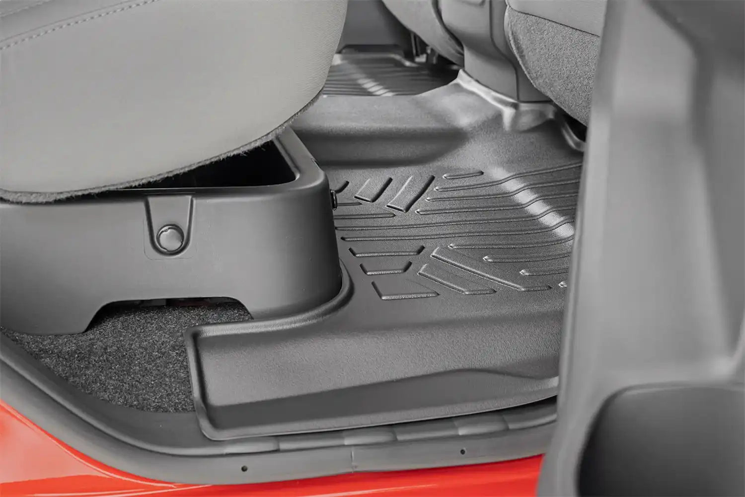 frontier-floormats-install3.jpg