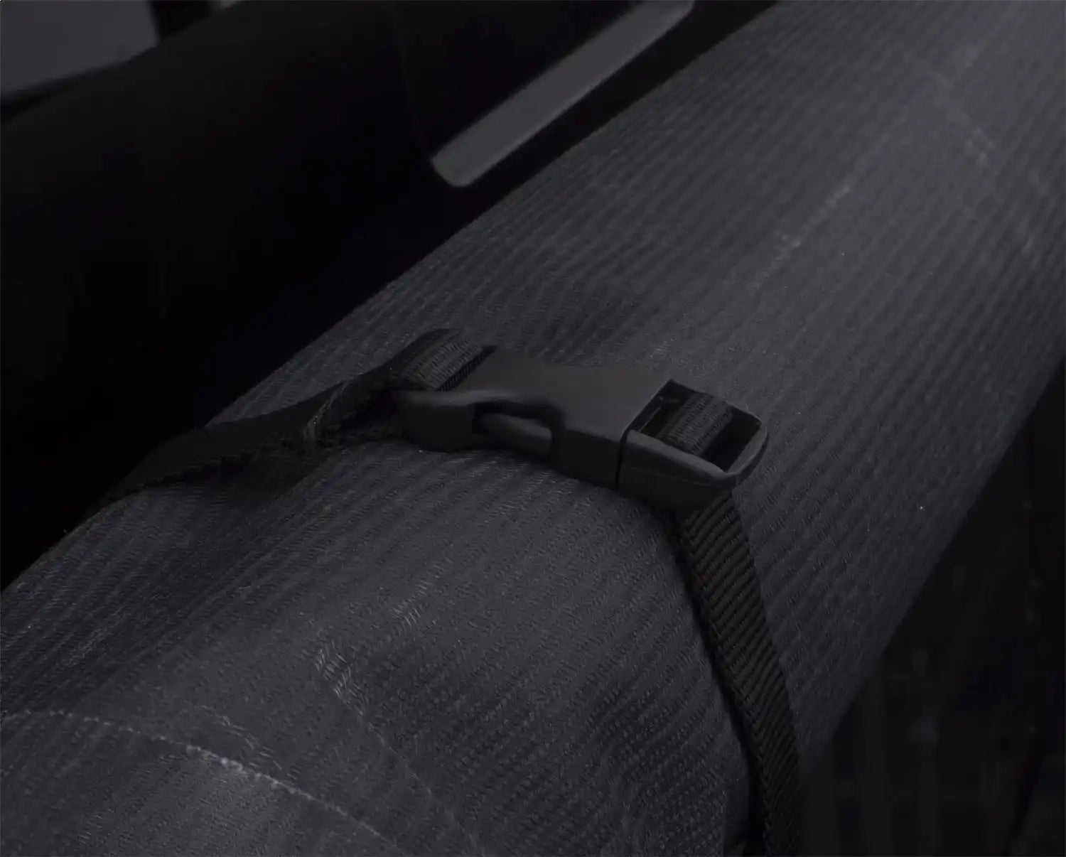 genesis_eliterollup_buckle.jpg