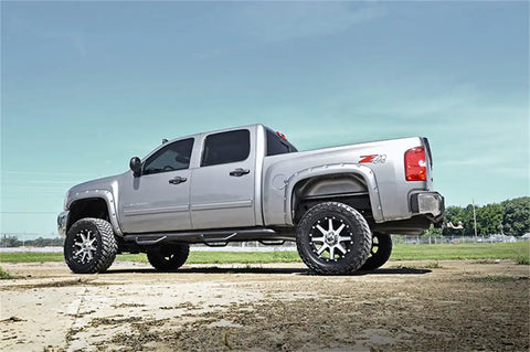 gm-fender-flares-painted_f-c10711-installed-rear_1_2.jpg