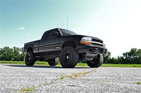 gm-lift-kit_244n2-installed-1.jpg