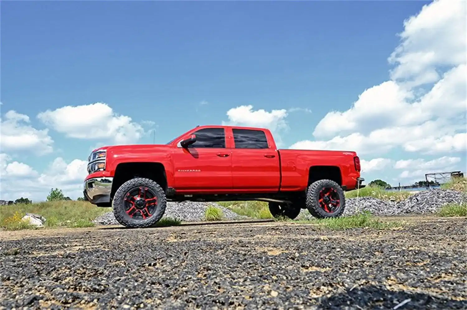 gm-lift-kit_290n2-installed-3_2_1_1_1.jpg