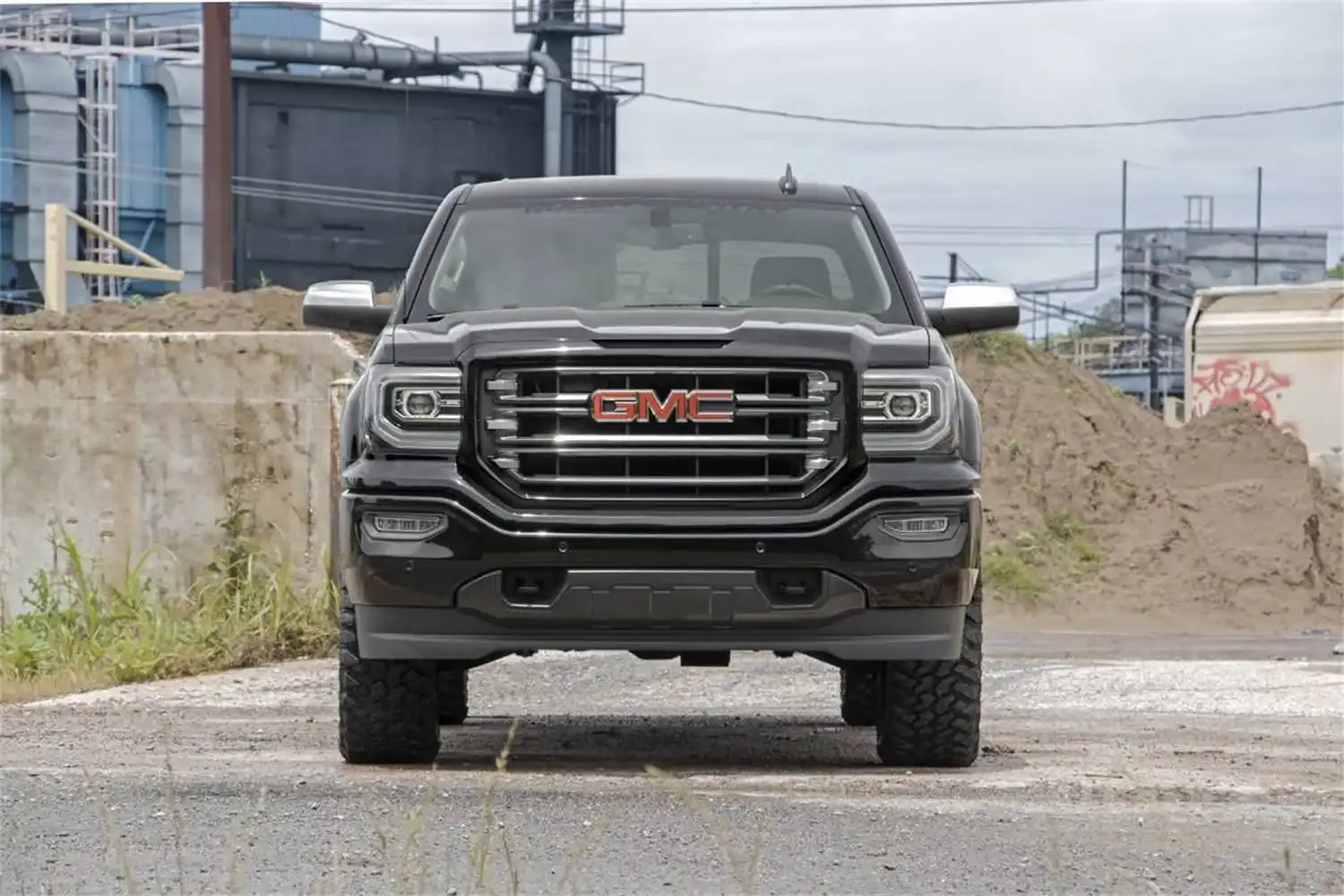 gmc-16-sierra1500-black-front-indst-194-20_1_1_2.jpg