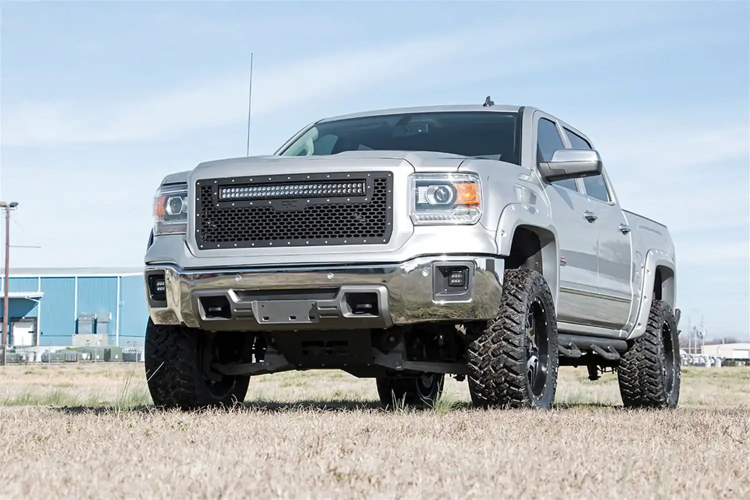 gmc-led-grille-drbs_70190-exterior_2.jpg