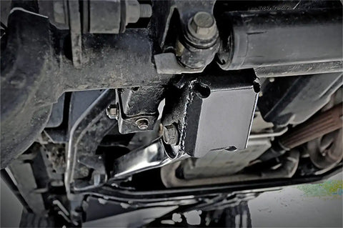 jeep-jk-front-control-arm-skid-plates_792-installed.jpg