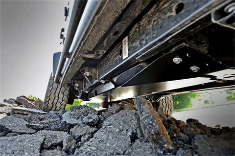 jeep-jk-gas-tank-skid-plate_795-installed-1_1.jpg