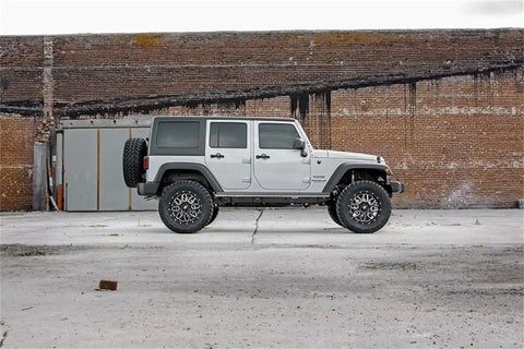 jeep-lift-kit_681s-installed-profile_1.jpg