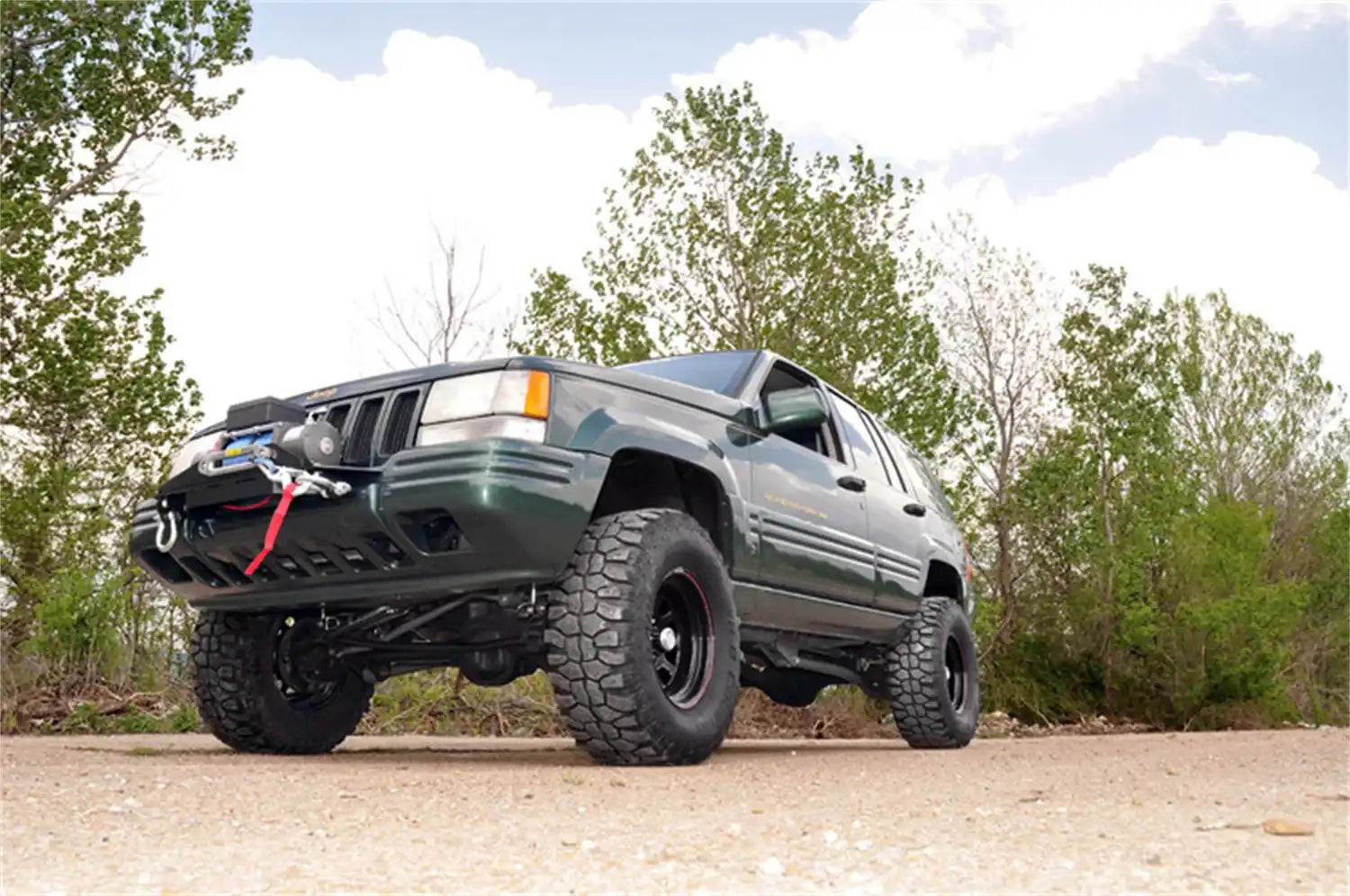 jeep-zj-winch-plate_1049-installed-2.jpg