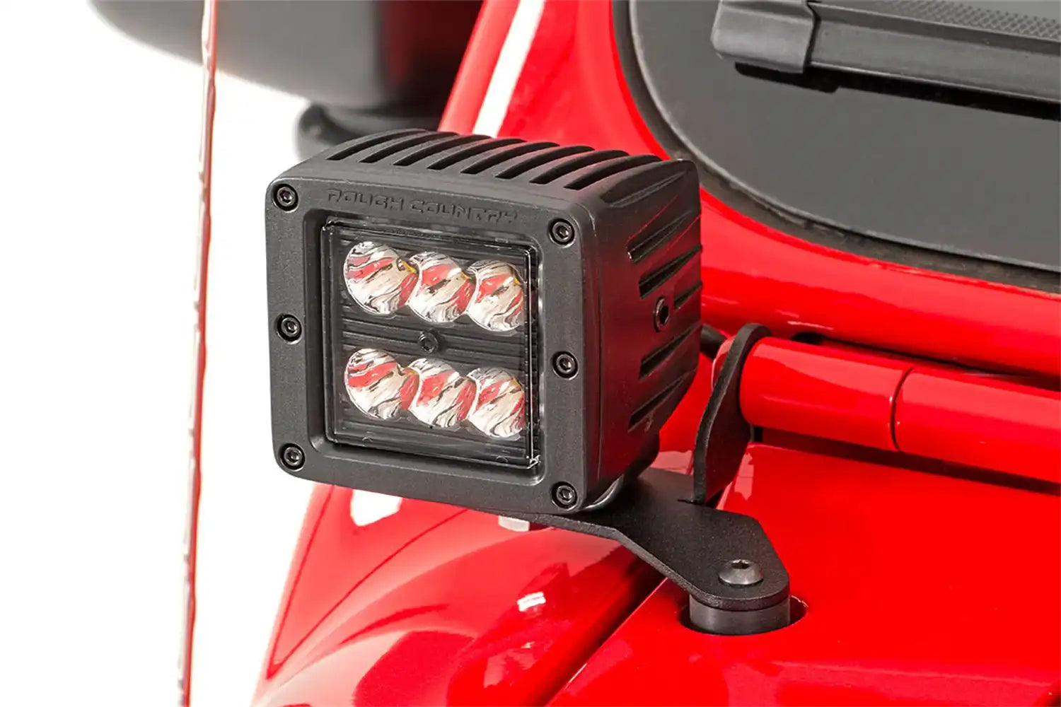 jl-2in-bs-cowl-mount-70052-install1_1_1.jpg