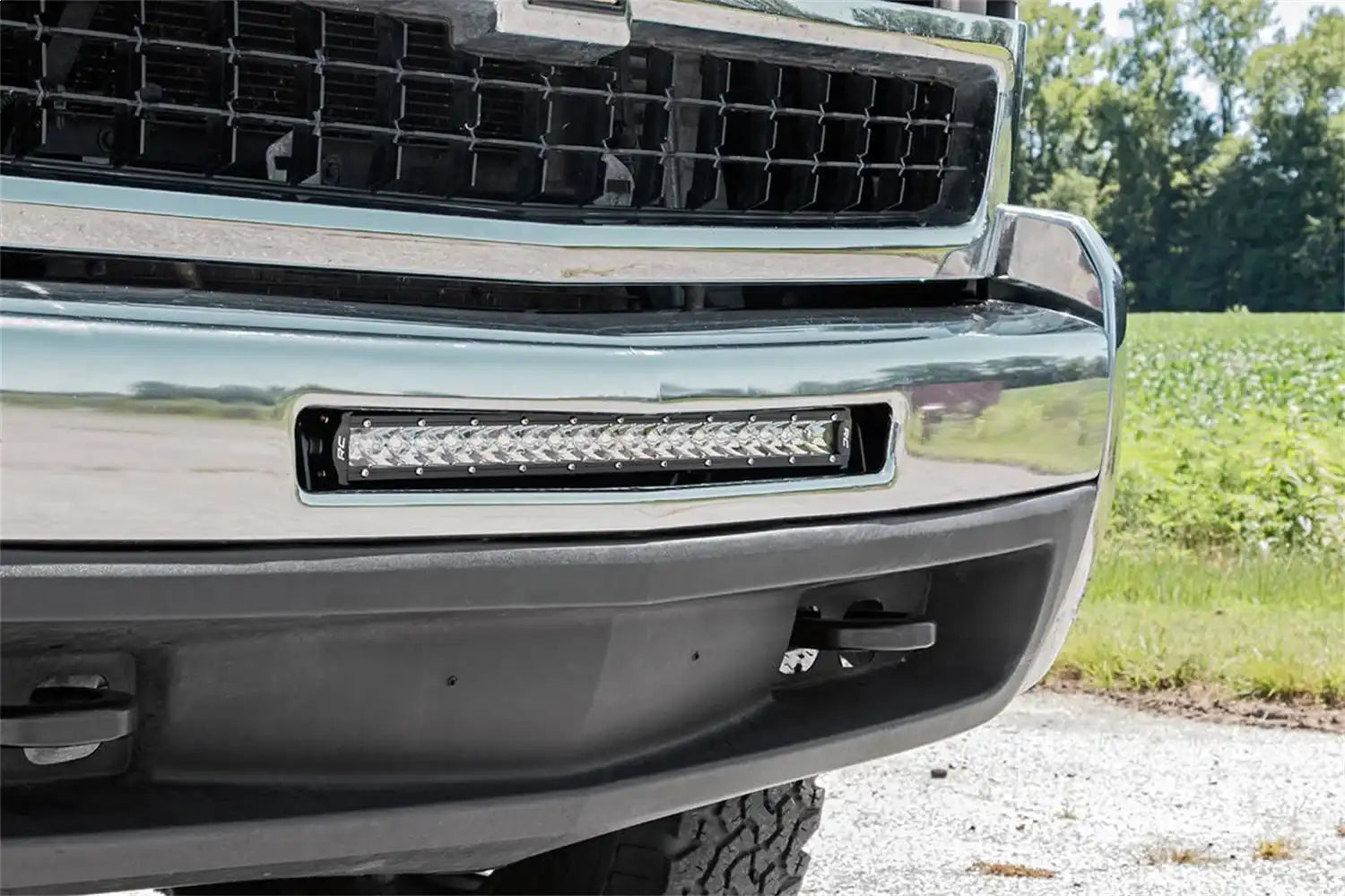lights-20-inch-chevy-mounts_70523-base-install.jpg