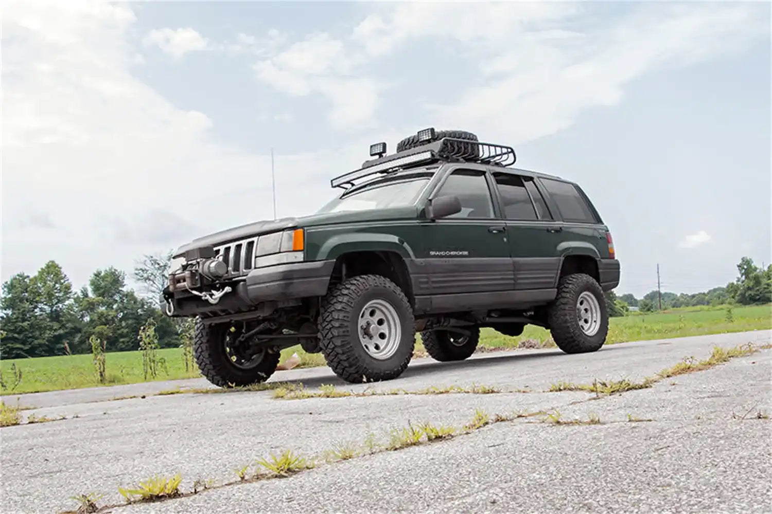 lights-50-inch-jeep-mounts_70567-installed-jeep.jpg