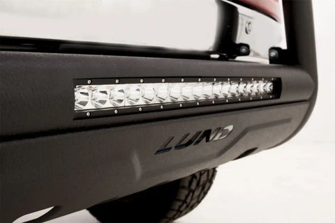 lund_47121211_bullbar_closeup.jpg