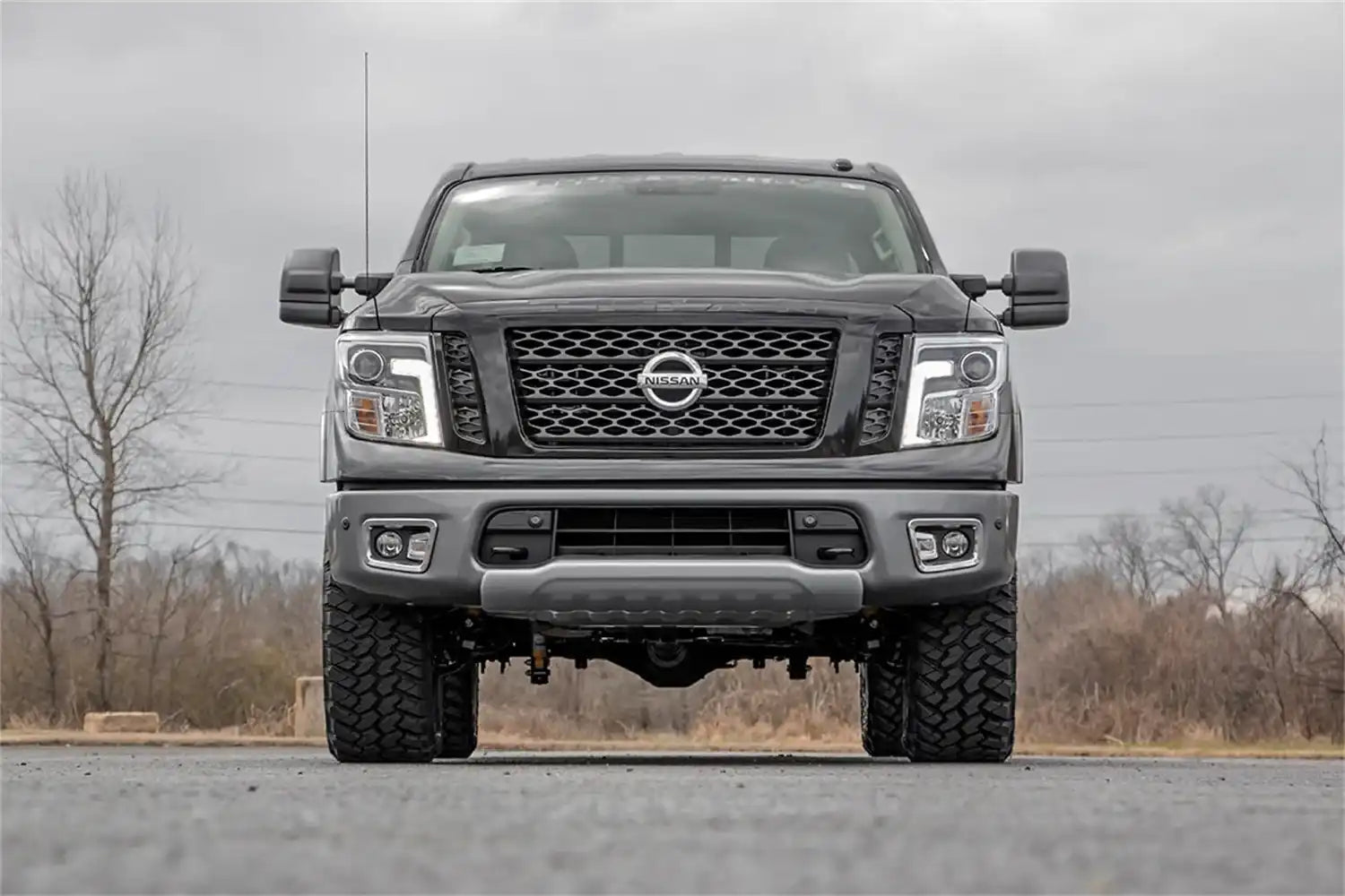 nissan-lift-kit_83400-blacktitan1_1_1.jpg
