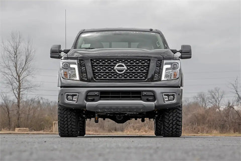 nissan-lift-kit_83400-blacktitan1_1.jpg