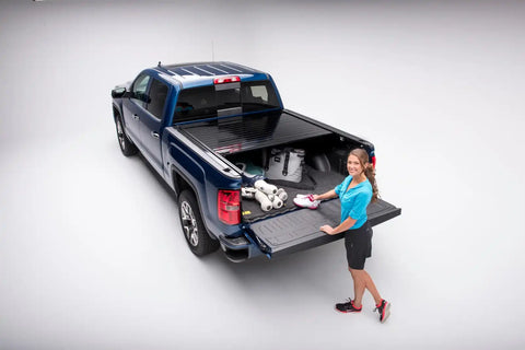 Retrax RetraxPRO Retractable Tonneau Cover