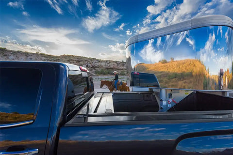 Retrax RetraxPRO Retractable Tonneau Cover