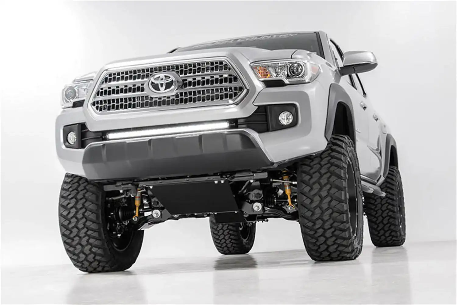 toyota-16-tacoma-silver-flow-studio-748n2_2_2.jpg