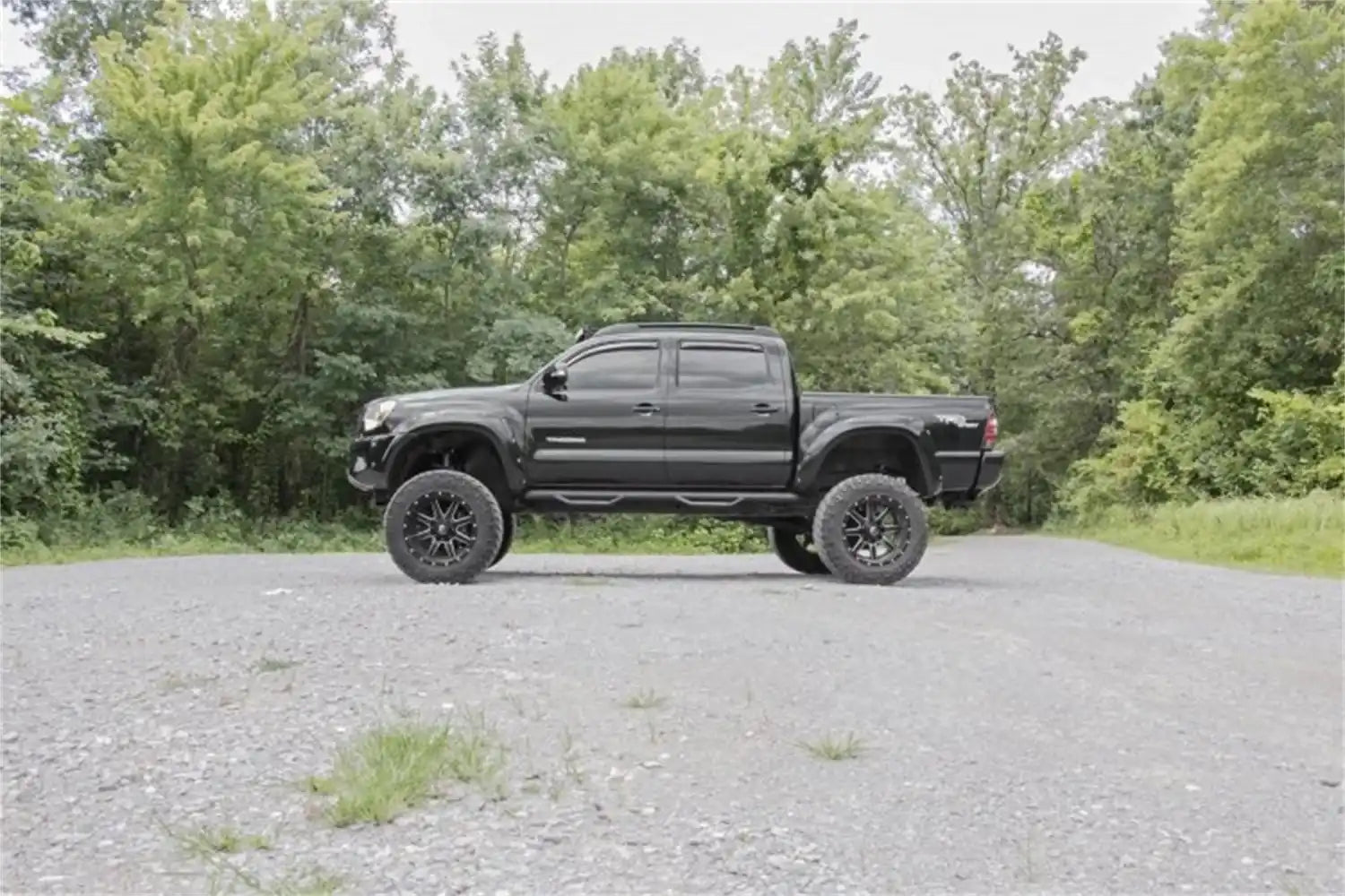 toyota-2013-tacoma-747-20-dsfar-outdoor_2_1_1.jpg