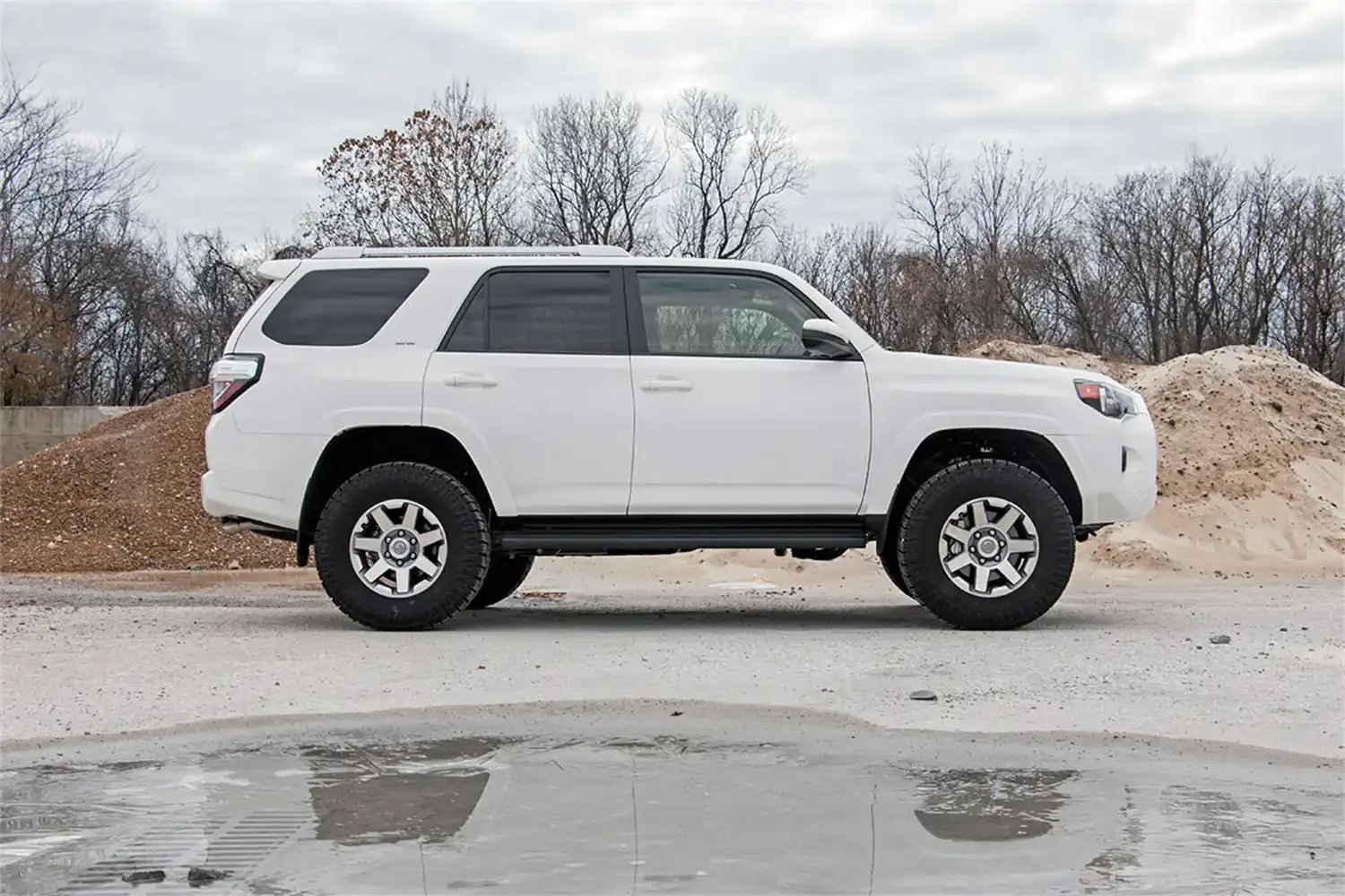 toyota-lift-kit_76620-white4runner3_1_2_3.jpg
