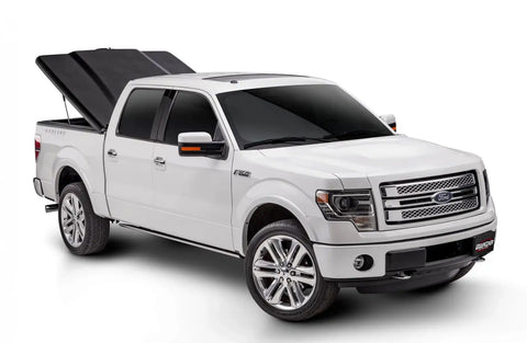 Undercover Elite Smooth One-Piece Tonneau Cover