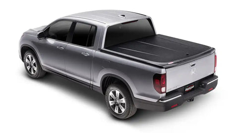 Undercover SE Smooth One-Piece Tonneau Cover