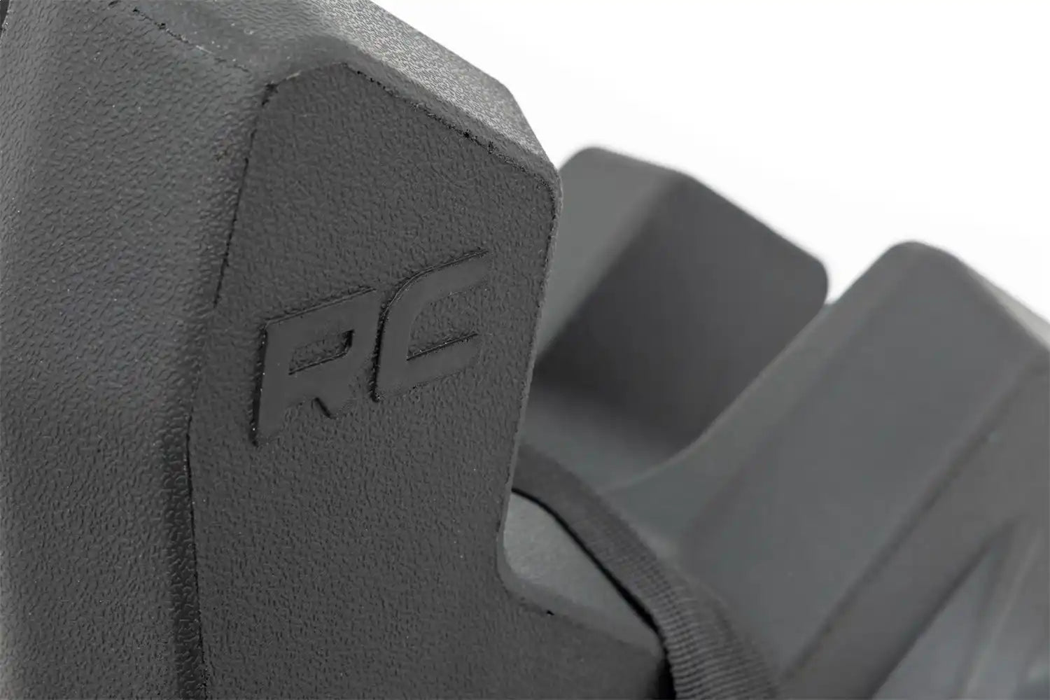 universal_gun_holder_logo-92113.jpg